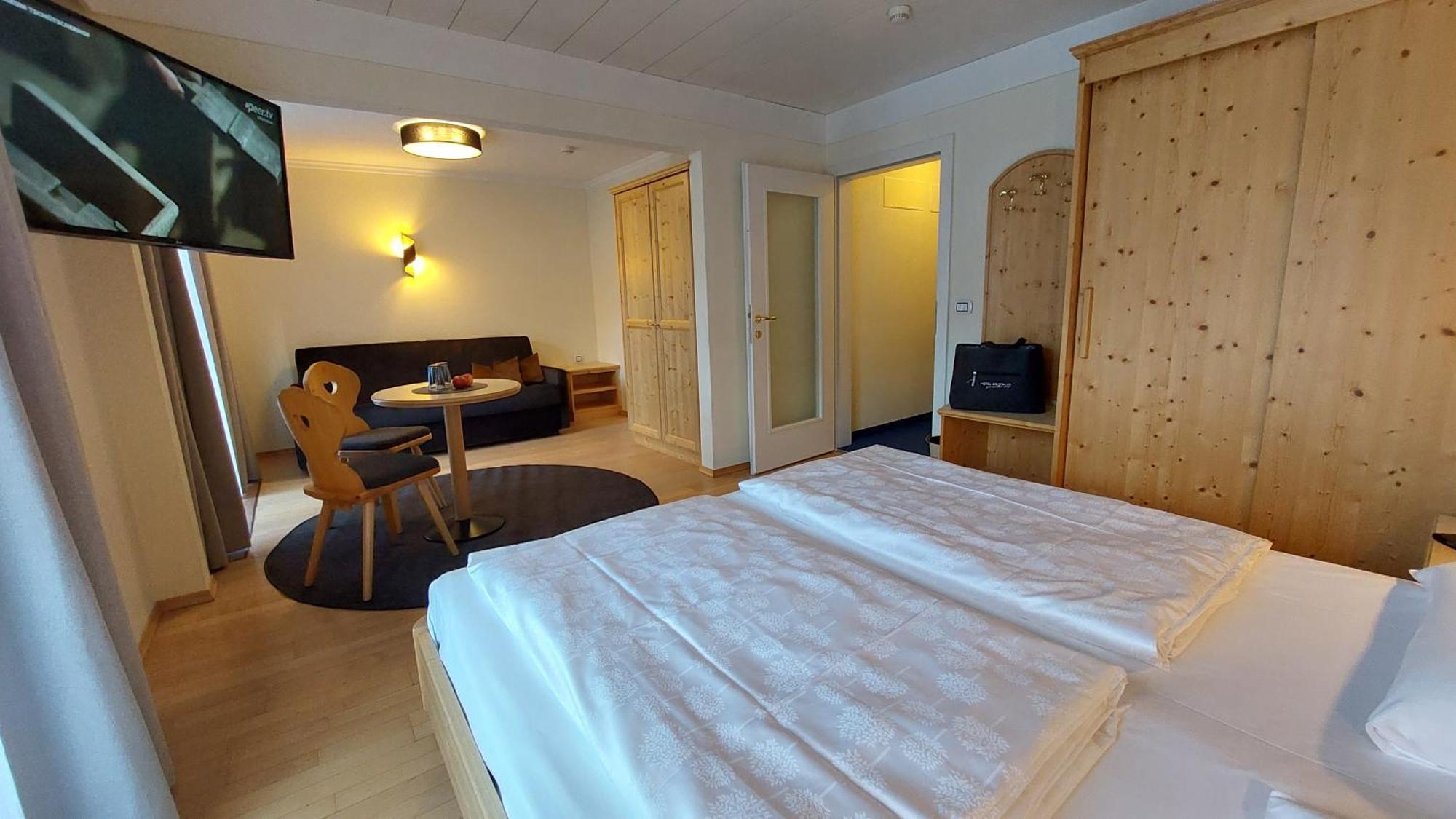 Hotel Cristallo Santa Cristina Val Gardena Esterno foto