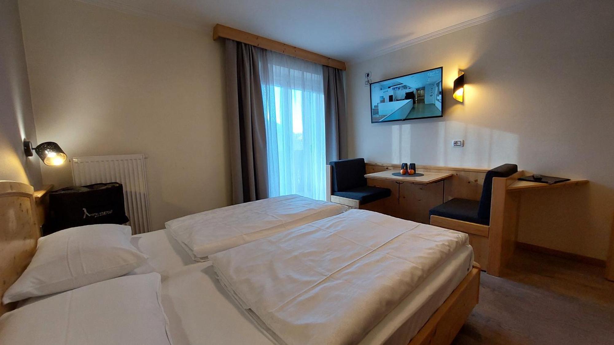 Hotel Cristallo Santa Cristina Val Gardena Esterno foto